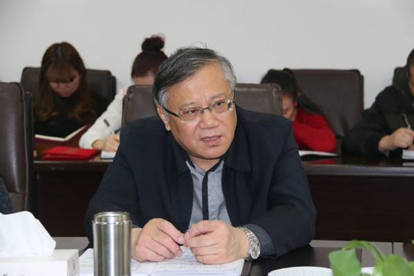 增強(qiáng)使命感和責(zé)任感，積極作為，為實(shí)現(xiàn)“十三五”良好開(kāi)局而努力奮斗