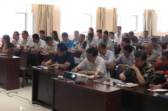 加強(qiáng)業(yè)務(wù)培訓(xùn)，提升工作能力